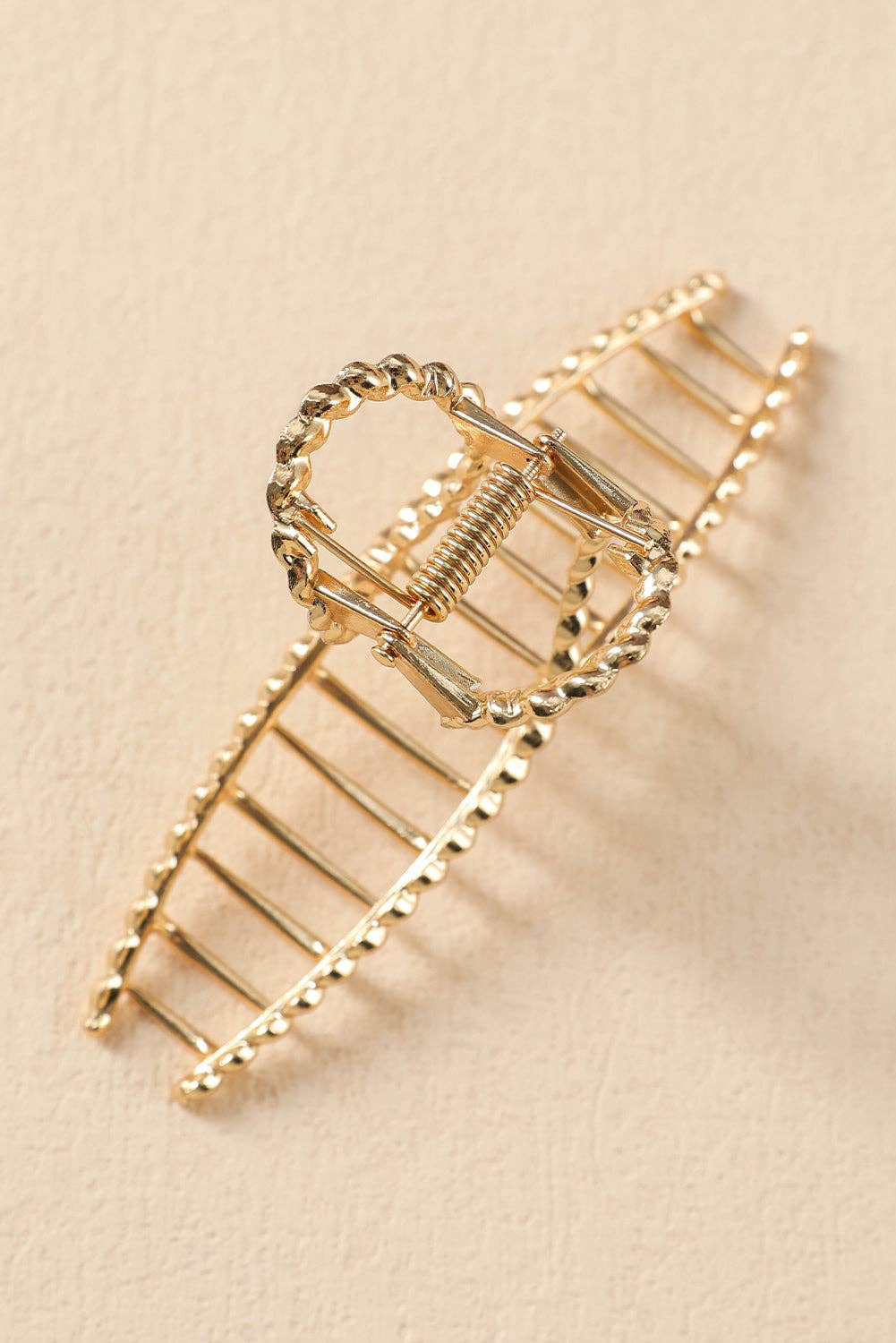 Gold Twist Large Alloy Hair Clip: Gold / Alloy / ONE SIZE