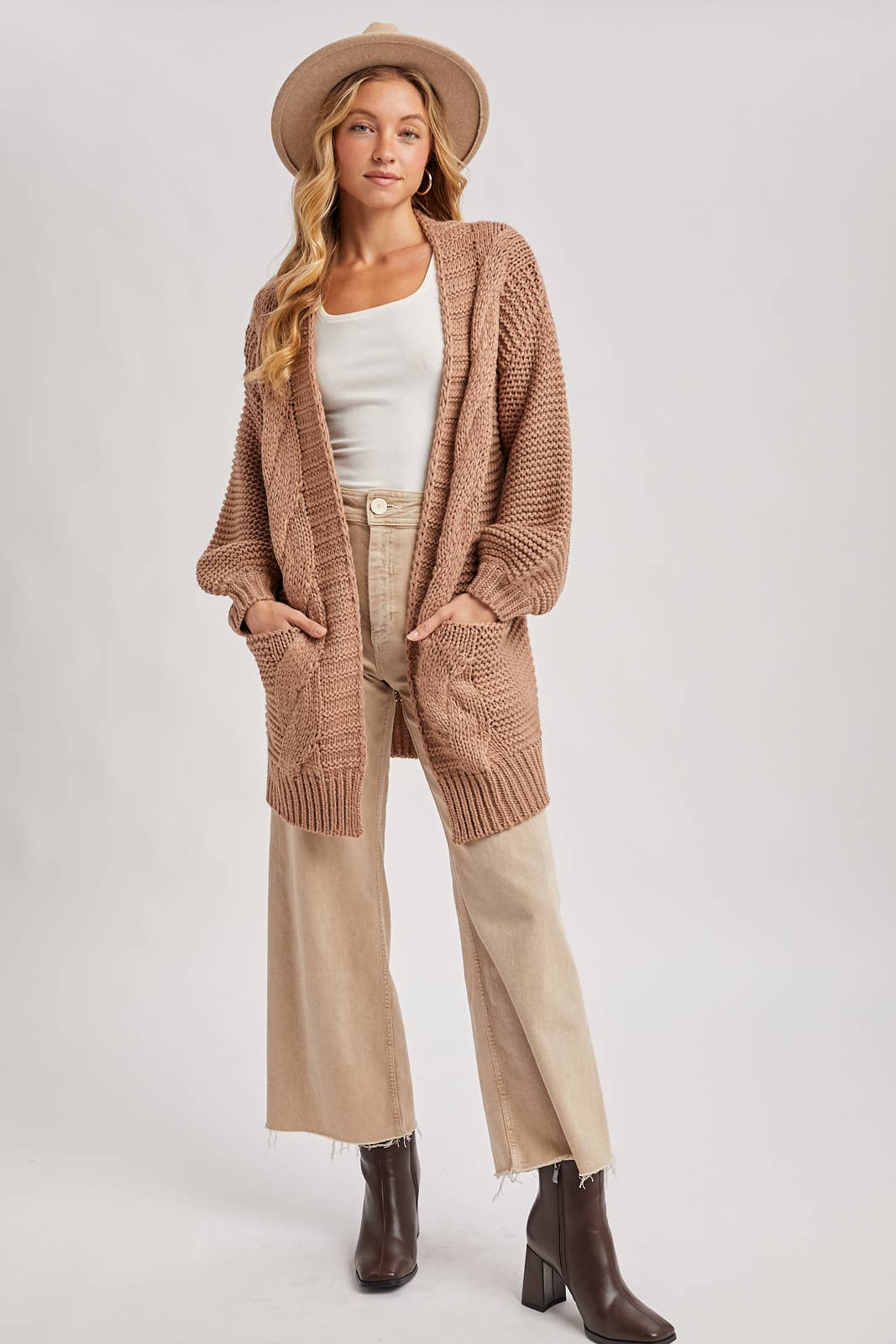 CHUNKY CABLE LANTERN SLEEVE CARDIGAN: MUSHROOM