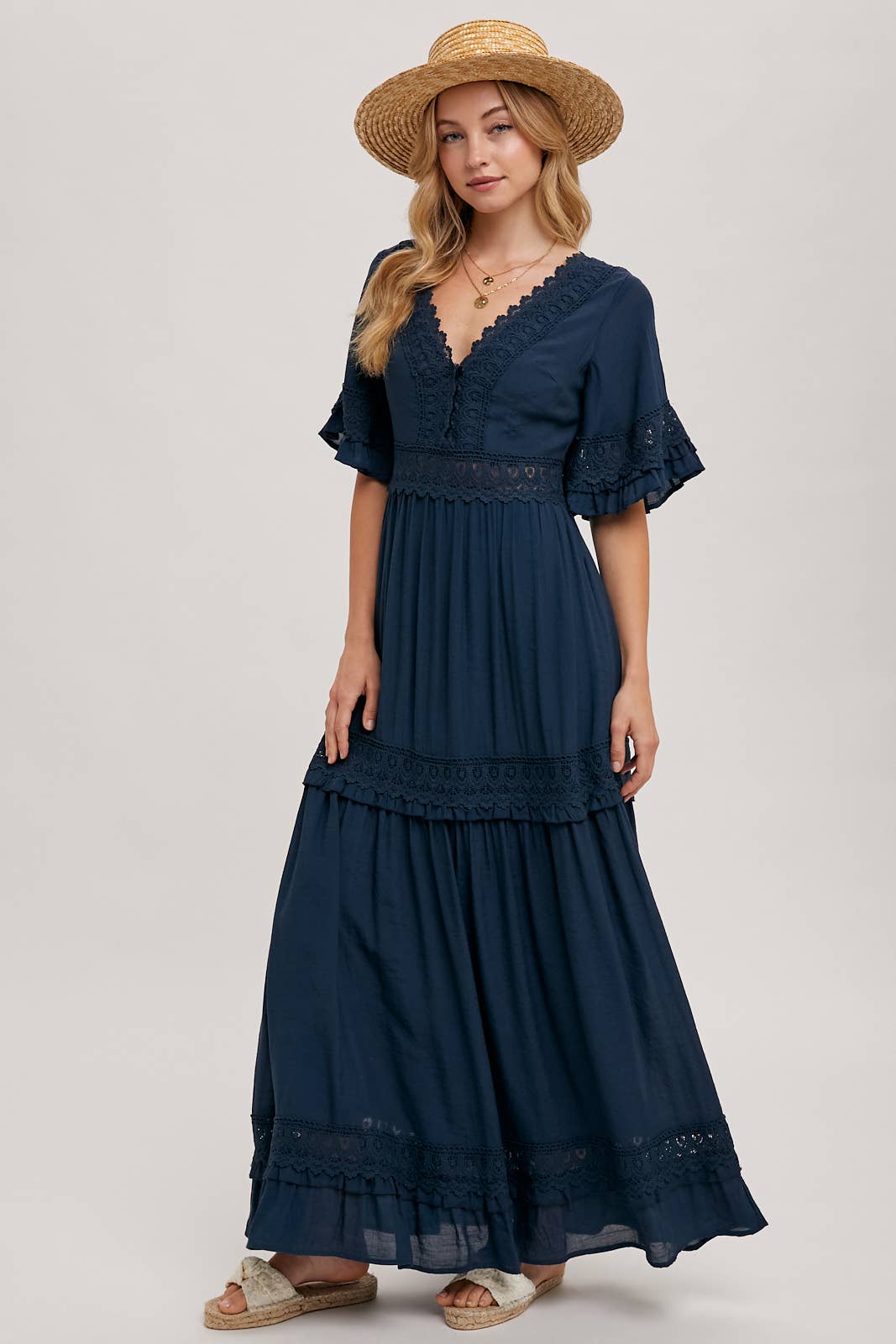 V-NECK LACE TRIM MAXI DRESS: LT. OLIVE