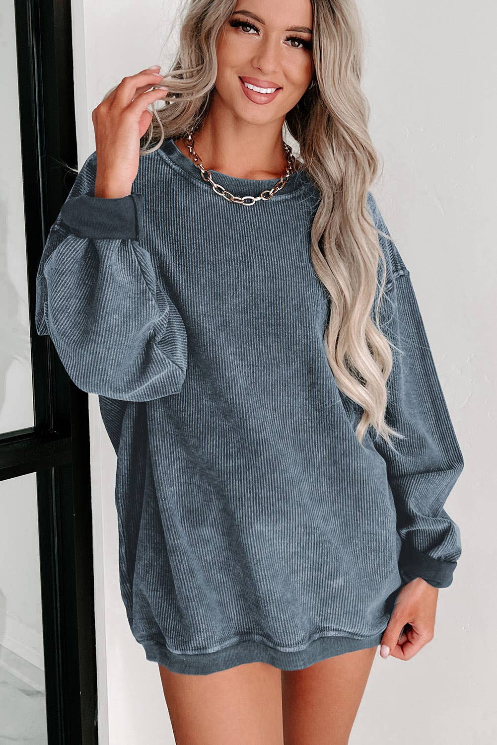Ribbed Knit Round Neck Pullover Sweatshirt