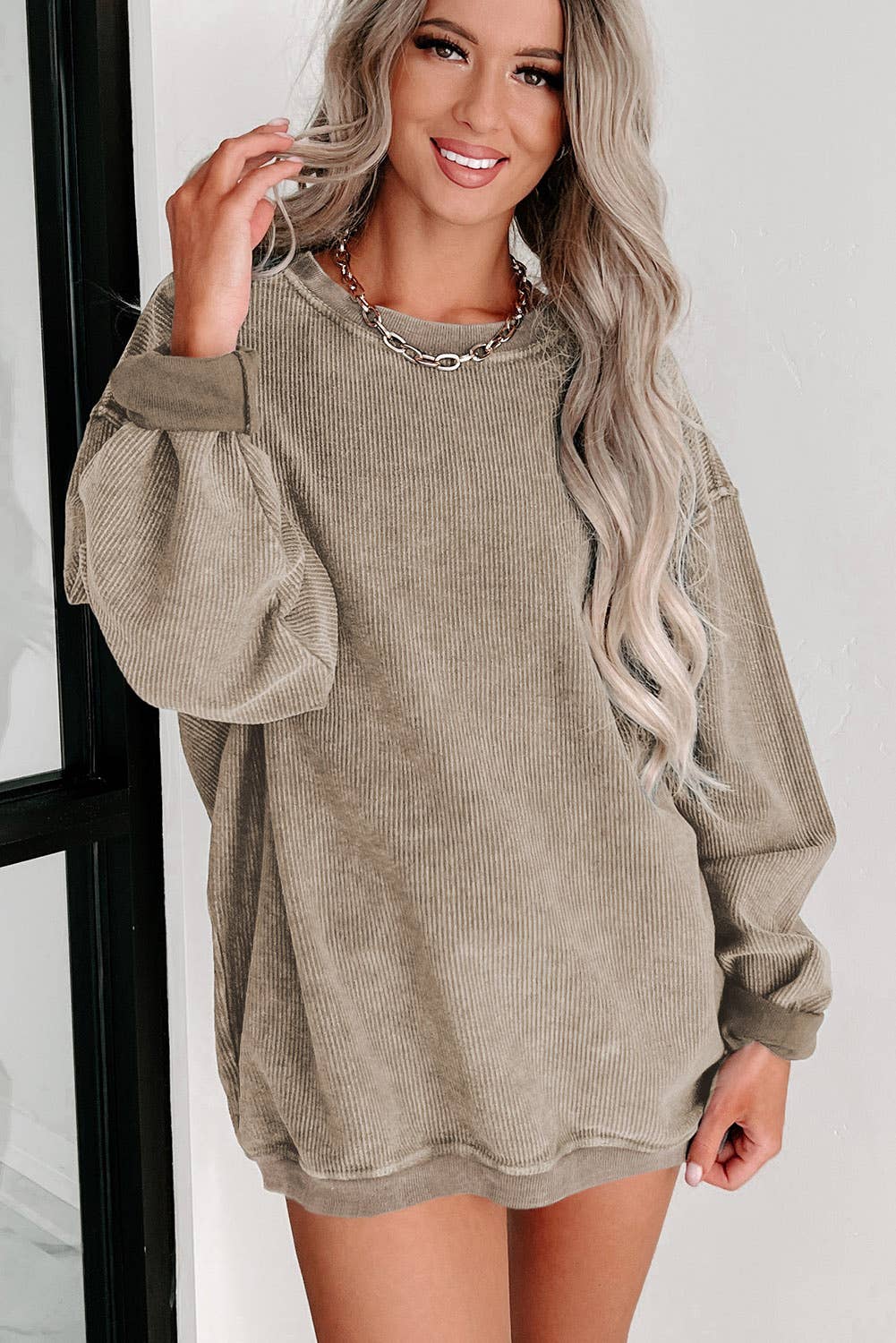 Ribbed Knit Round Neck Pullover Sweatshirt