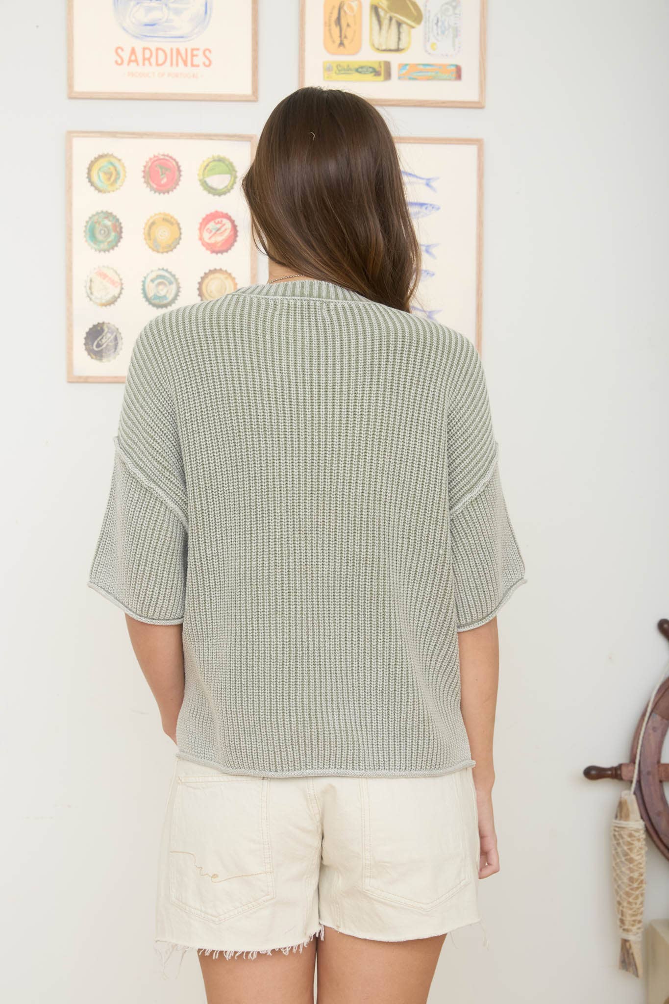 WASHED SHORT SLEEVE BOXY KNIT TOP : LIGHT OLIVE