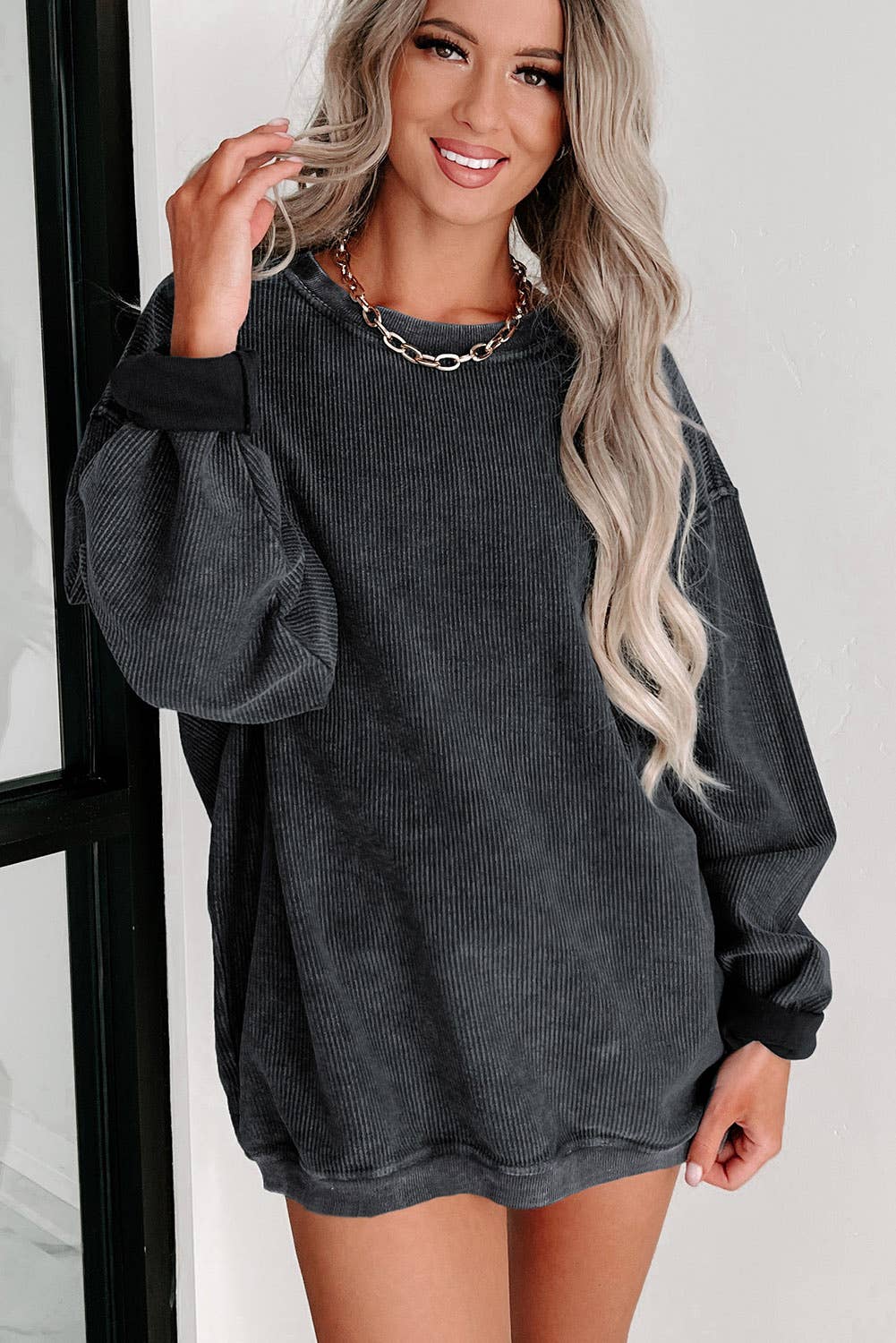 Ribbed Knit Round Neck Pullover Sweatshirt