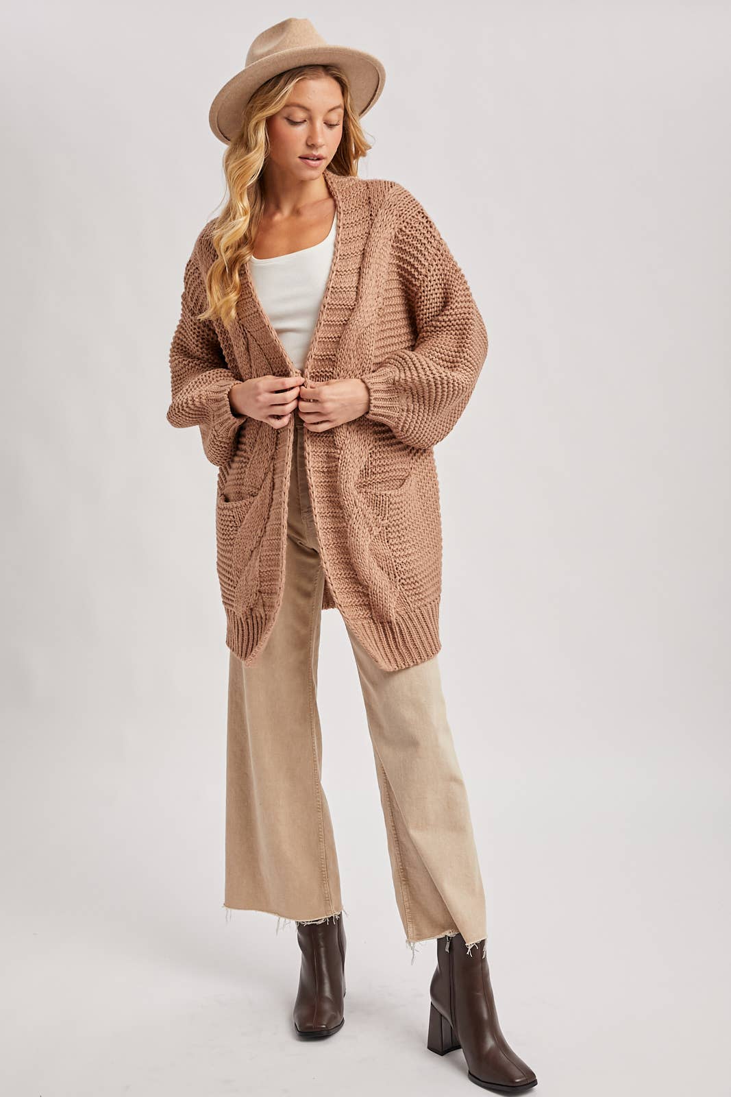 CHUNKY CABLE LANTERN SLEEVE CARDIGAN: MUSHROOM