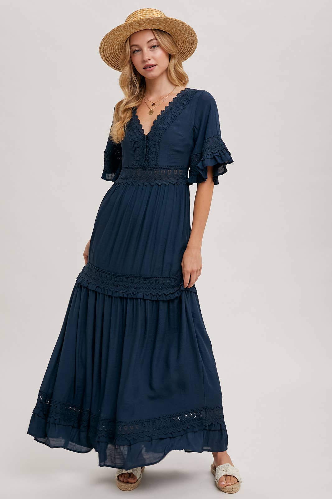 V-NECK LACE TRIM MAXI DRESS: LT. OLIVE