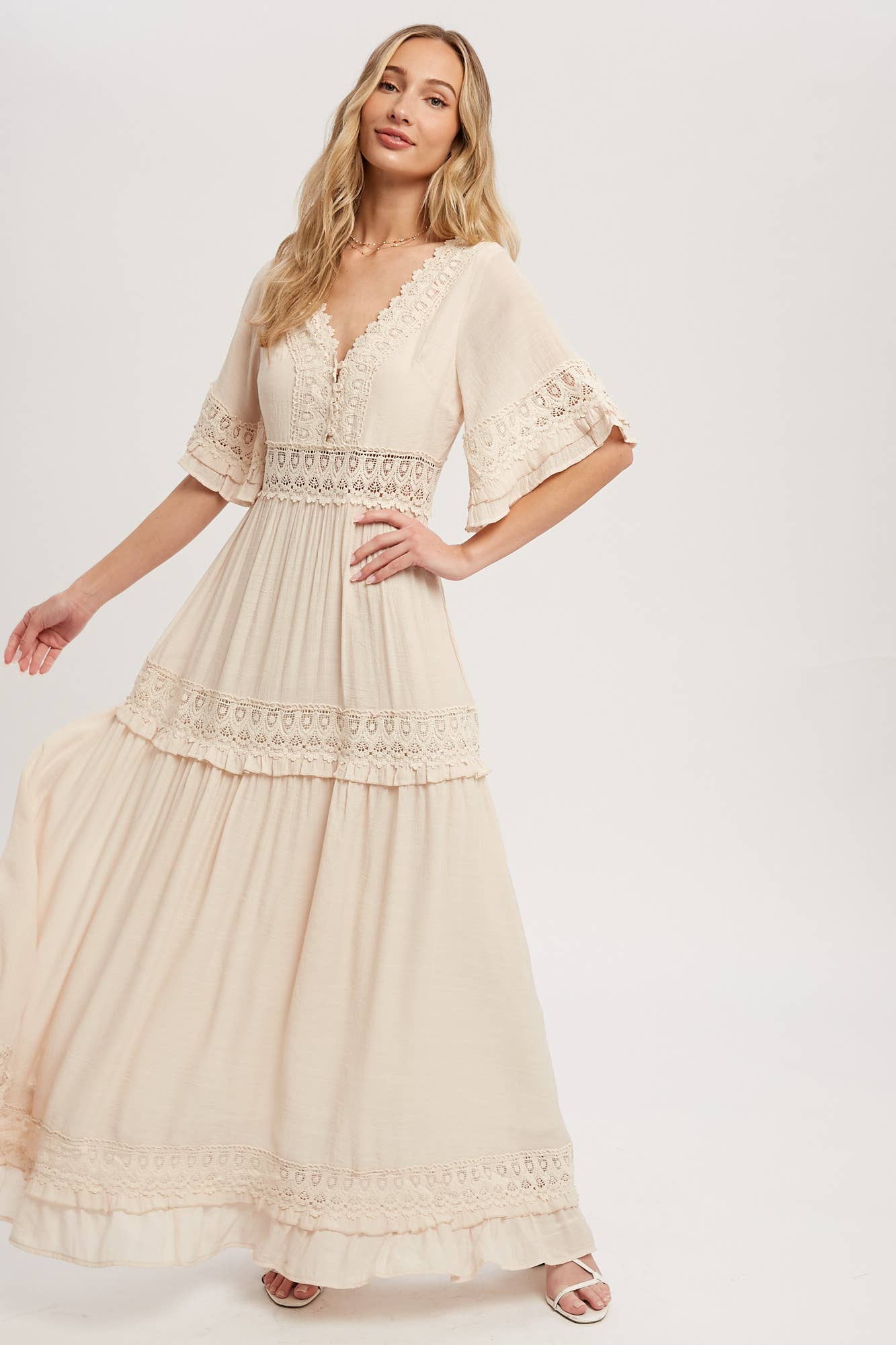 V-NECK LACE TRIM MAXI DRESS: LT. OLIVE