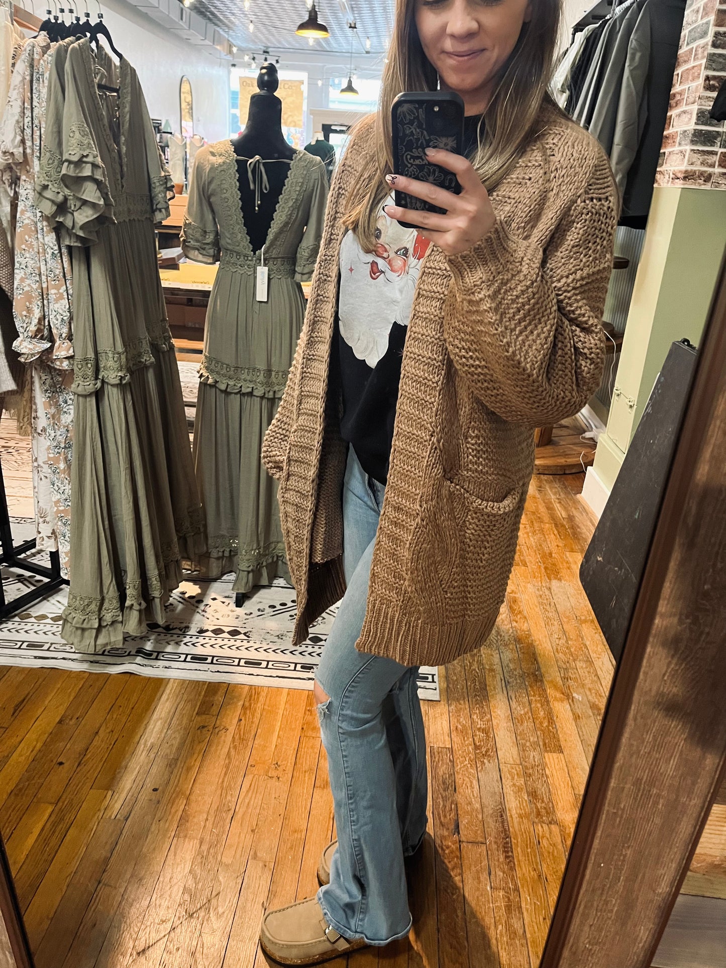 CHUNKY CABLE LANTERN SLEEVE CARDIGAN: MUSHROOM