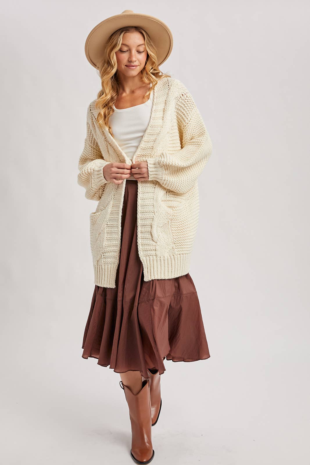 CHUNKY CABLE LANTERN SLEEVE CARDIGAN: MUSHROOM