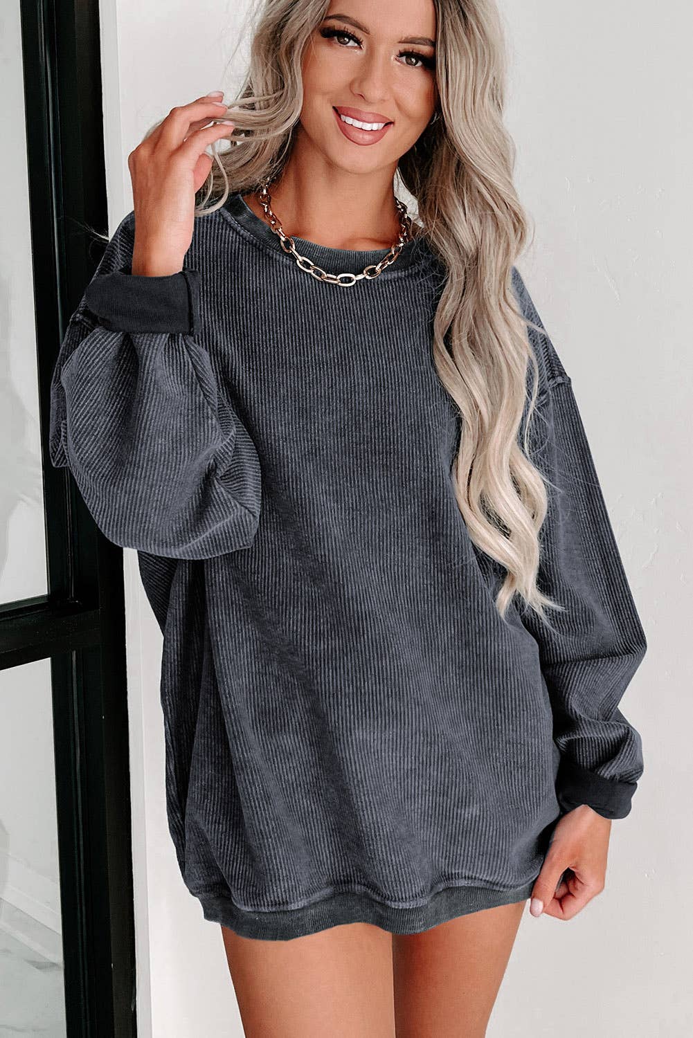 Ribbed Knit Round Neck Pullover Sweatshirt